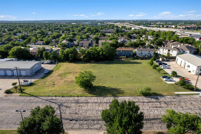 330 Old West Dr — photo 4