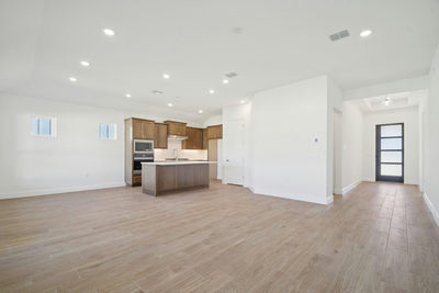 1528 Dancing Oak Ln — photo 4