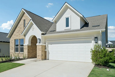 1528 Dancing Oak Ln — photo 2