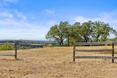 18700 Madrone Ranch Trail — photo 4
