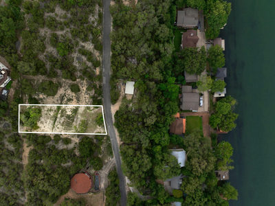 2300 Big Horn Dr — photo 2
