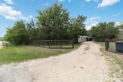 153 Cherylton Dr — photo 2