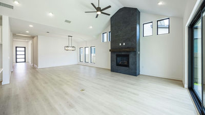 9105 Flatbush Dr — photo 4
