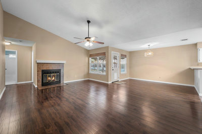 13018 Garfield Ln — photo 4
