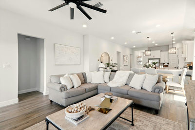 112 Rosemary Ct — photo 3