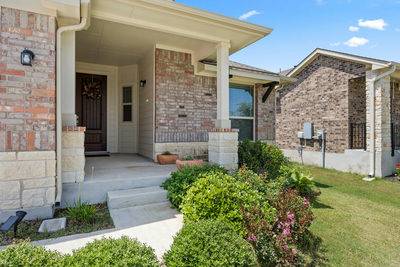 532 Elm Green St — photo 2