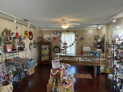 301 W Pecan St — photo 3