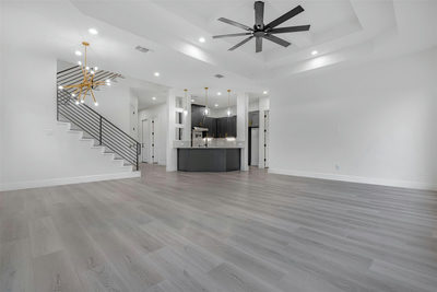 303 W Lane Ave — photo 4