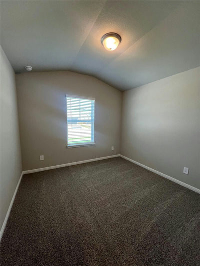161 Honey Bee Rd — photo 2