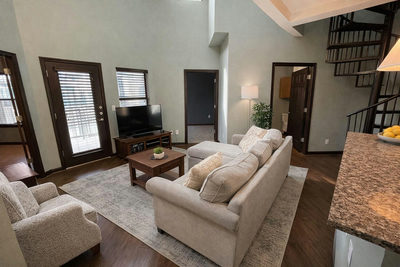 2502 Leon St #505 — photo 2