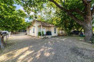 1511 Holly St — photo 3