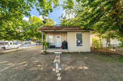 1511 Holly St — photo 2