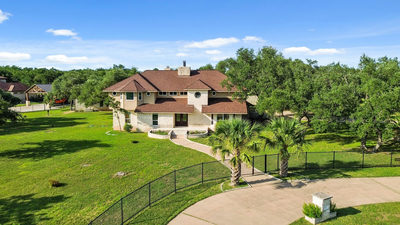 176 Logan Ranch Rd — photo 3