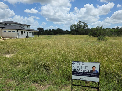 241 Spicewood Trails Dr — photo 2