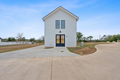 1006 Frost Ave — photo 3