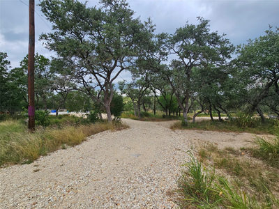 4400 Hilliard Rd — photo 4