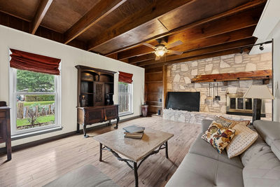 402 Bear Canyon Dr — photo 4