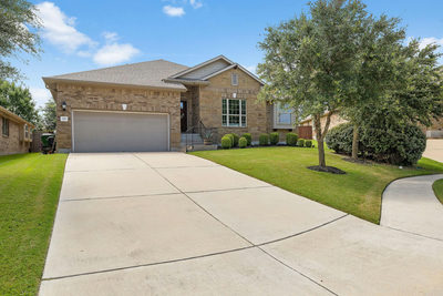 124 Silkstone St — photo 3