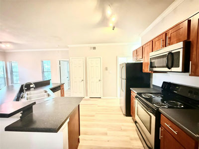 6804 N Capital Of Texas Hwy #812 — photo 3