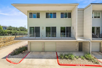 604 N Bluff Dr #146 — photo 3