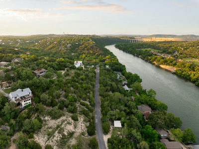 2400 Big Horn Dr — photo 2