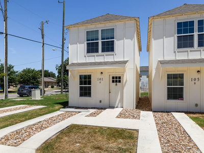 230 Debus Dr #101 B — photo 2