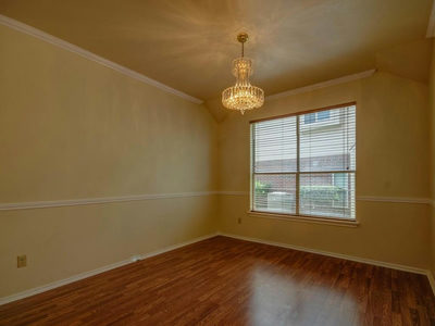17114 Village Glen Rd — photo 4