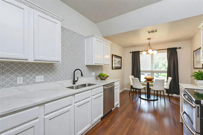2571 Georgian Dr — photo 3