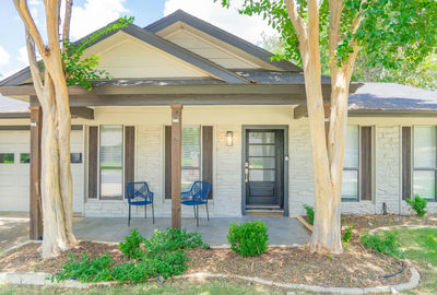 7002 Whispering Oaks Dr — photo 2