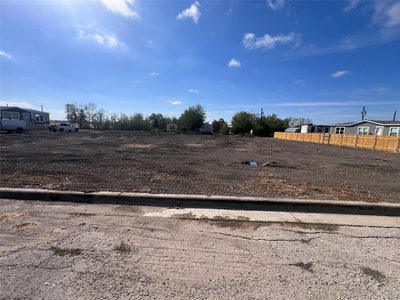 706 E Pecan St — photo 2