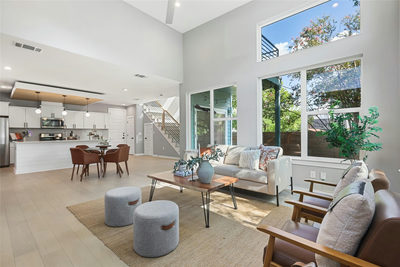 1609 Greenwood Ave #A — photo 3