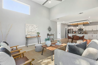 1609 Greenwood Ave #A — photo 4