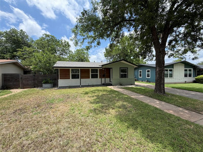 8318 Burrell Dr — photo 2