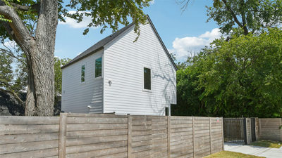 9104 Georgian Dr — photo 2