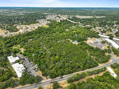 2015 Sam Bass Rd — photo 3