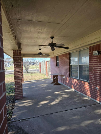 2607 Cherrylawn Dr — photo 4