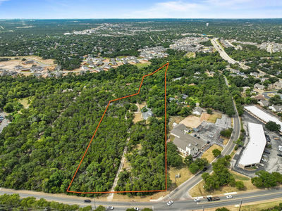 2105 Sam Bass Rd — photo 2