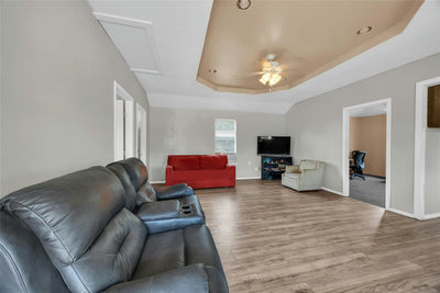 759 Green Valley Dr — photo 4