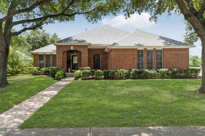 4917 Flaming Oak Cv — photo 3