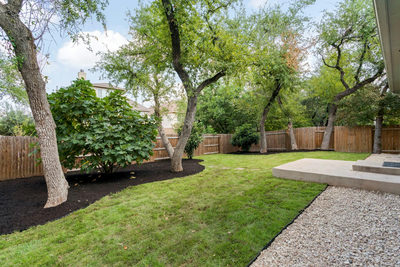8024 Alophia Dr — photo 2