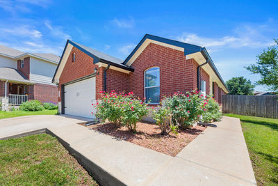 3613 Bach Dr — photo 2