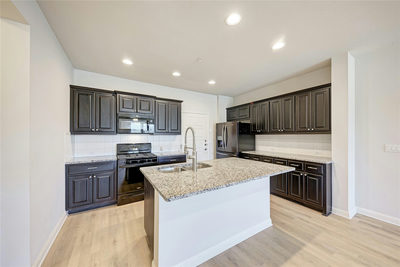 6814 E Riverside Dr #32 — photo 5