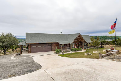 2201 Whitewater Dr — photo 2