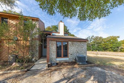 18 Cypress Fairway Vlg — photo 2