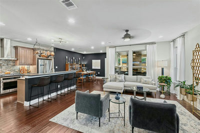 549 Clubhouse Dr #G — photo 5