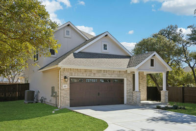 2605 Sam Bass Rd #111 — photo 2