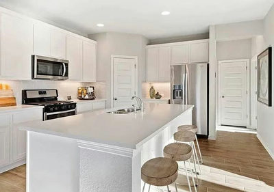 701 Hays Hill Dr — photo 3