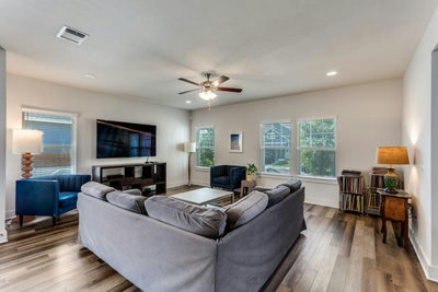 7909 Donnelley Dr — photo 4