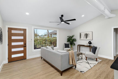 5605 Overbrook Dr — photo 2