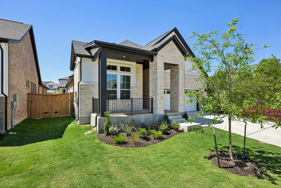 365 San Saba Dr — photo 2